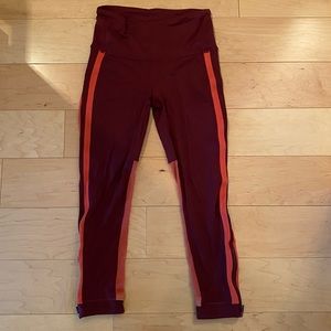 Like new Lululemon leggings with mesh and zippers
